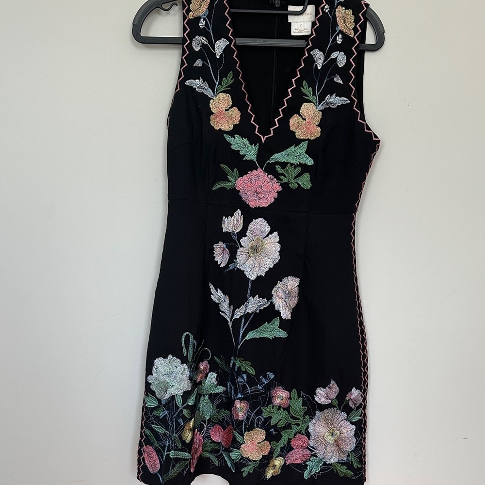 Foxidox embroidered dress
